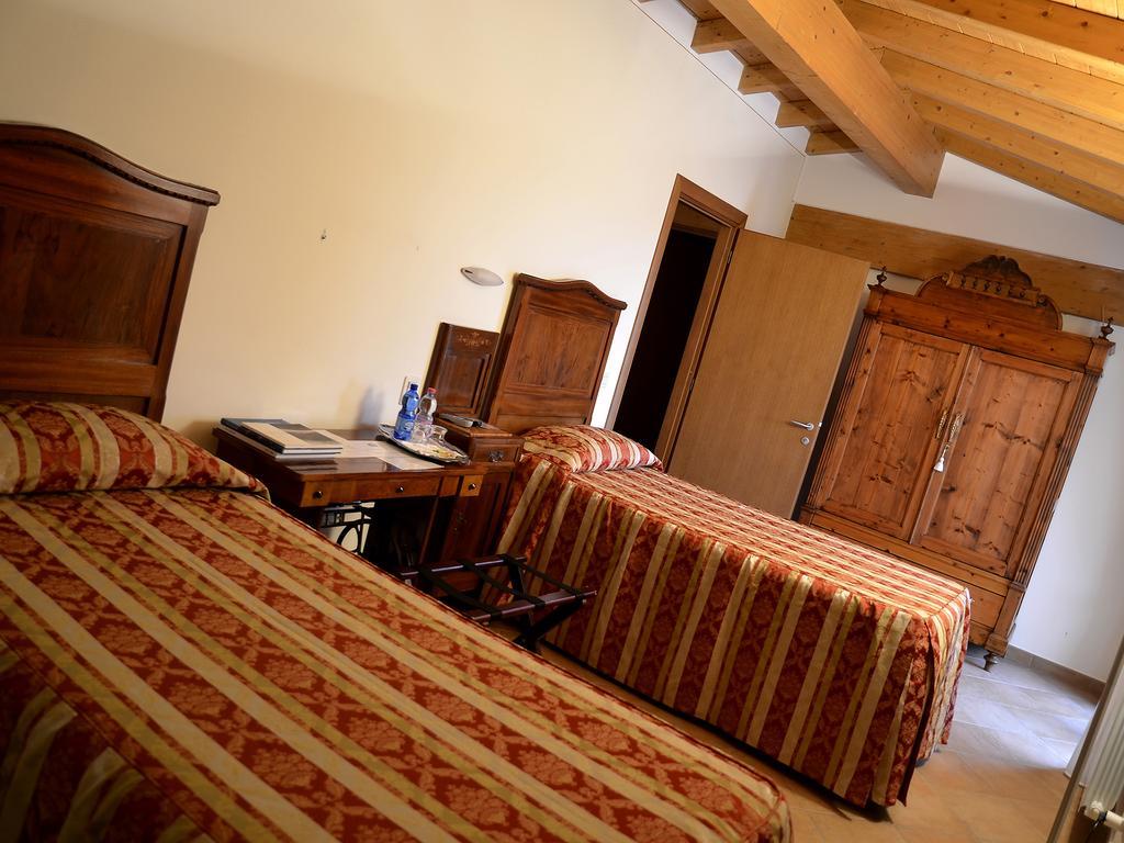 9 Muse Bed & Breakfast